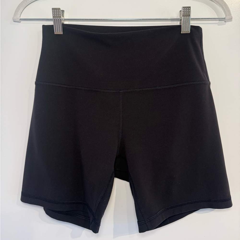 Lululemon align high-rise short 6” in black size 8